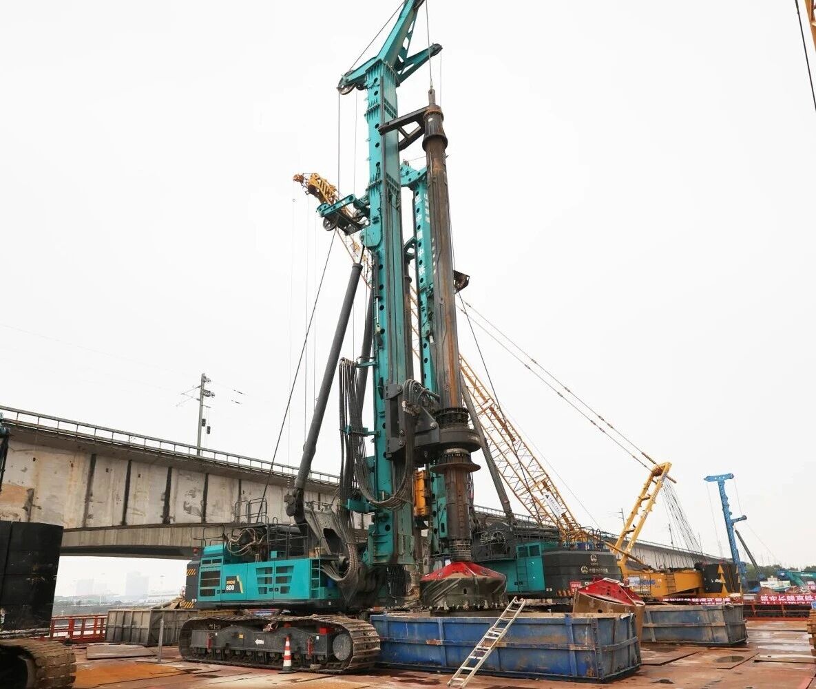 啃下“硬骨头”！Z6官网智能旋挖钻机助力长沙湘江铁路特大桥主墩桩基工程美满收官
